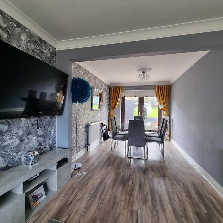 Private Room City Skyline And Mountain Views Close Too Belfast Centre And Airports Free Parking Exterior foto